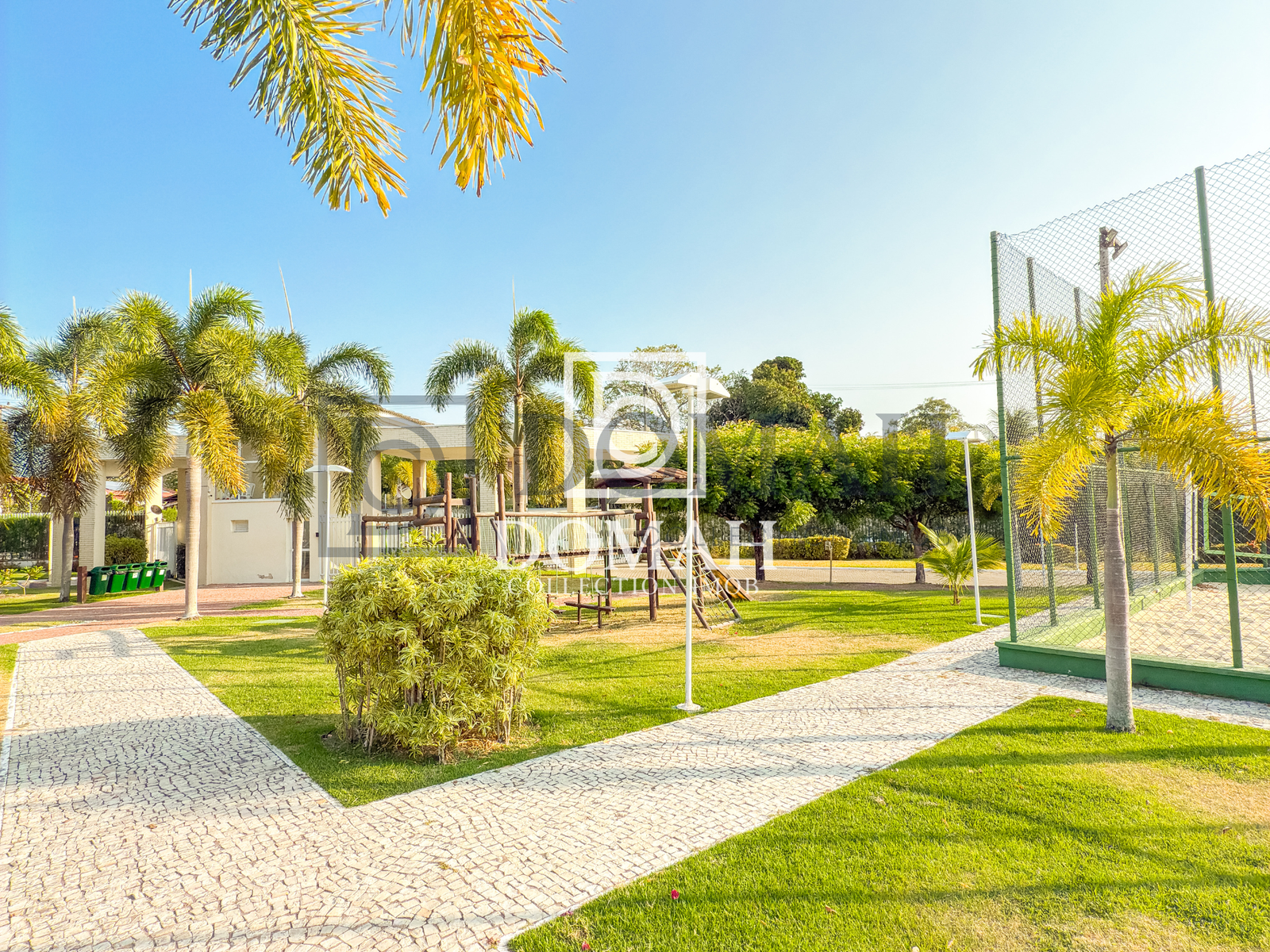 Foto 22 do imóvel CASA IMBOBILIADA COM VARIOS QUARTOS E SALA E CARRO JUNTO