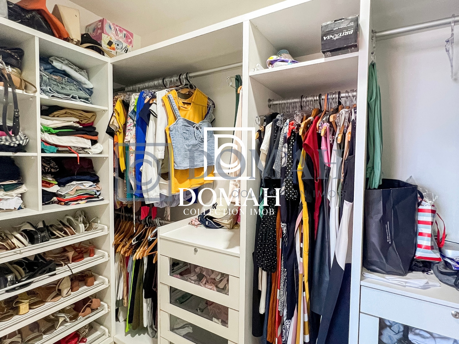 Foto 24 do imóvel CASA IMBOBILIADA COM VARIOS QUARTOS E SALA E CARRO JUNTO